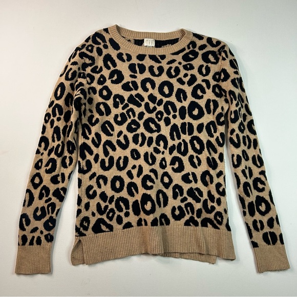 A New Day Leopard Print Pullover Sweater. Size Medium. Super Soft woman’s - Picture 1 of 8